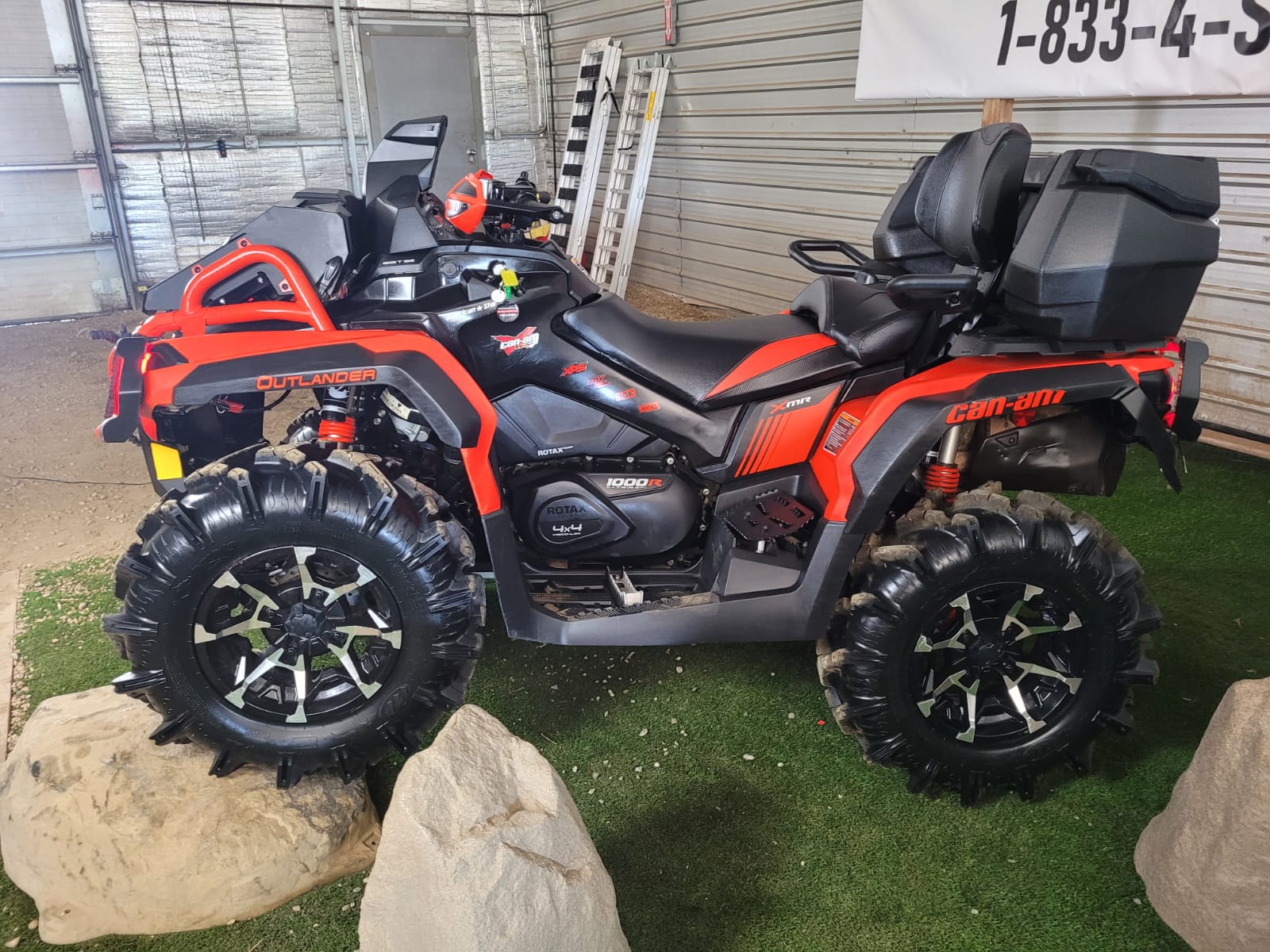 UNLEASH OFF-ROAD GREATNESS WITH THE CUSTOM-BUILT CAN-AM OUTLANDER 1000 ...