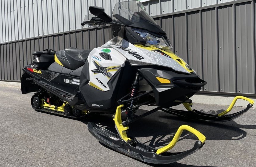 2016 SKI-DOO MXZ X ROTAX 600 H.O E-TEC FOR $114 BW!