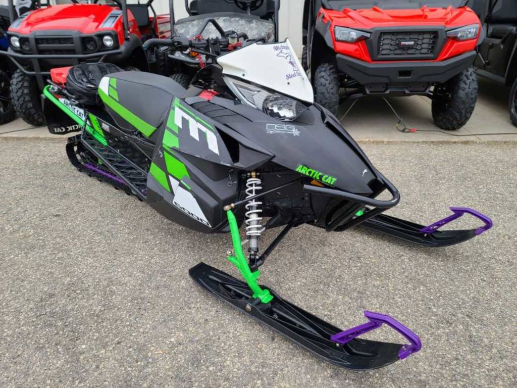 M6000 MOUNTAIN MAGIC WITH THE ARCTIC CAT M6000 FOR $95 BW!